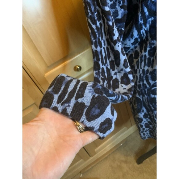 DG2 Diane Gilman 1X Turtleneck Blue Leopard Print Pullover Sweater Dress - Picture 3 of 12